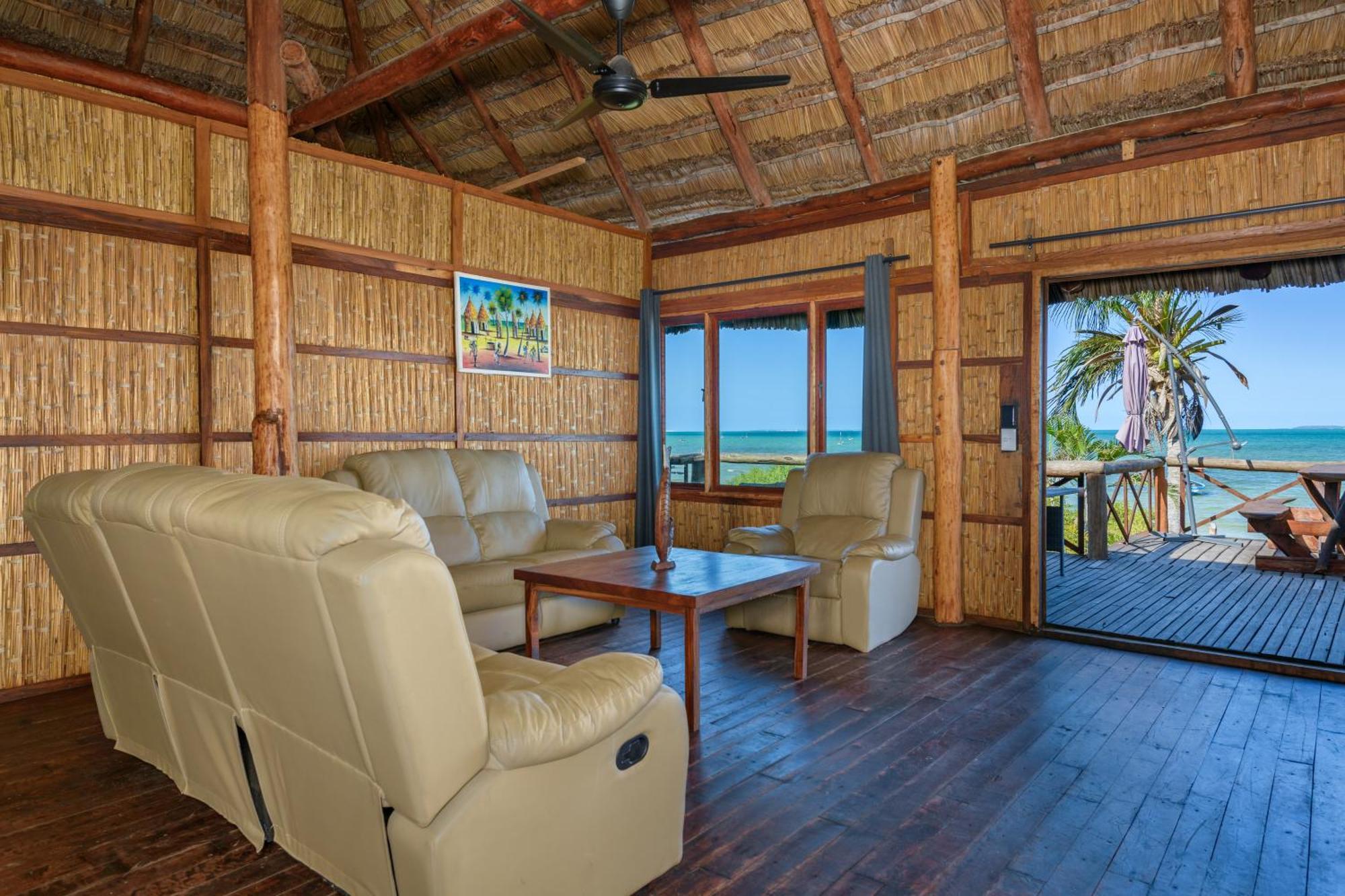Ocean Pearl Beach Lodge 빌란쿨로스 외부 사진